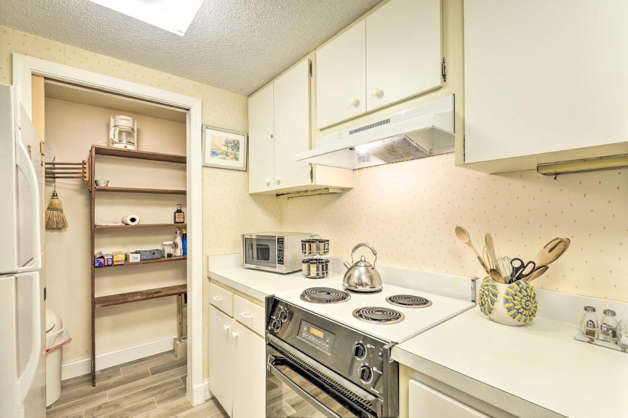 Large Tampa-Area Condo - 15 Mi Clearwater Beach! พาล์มฮาร์เบอร์ ภายนอก รูปภาพ