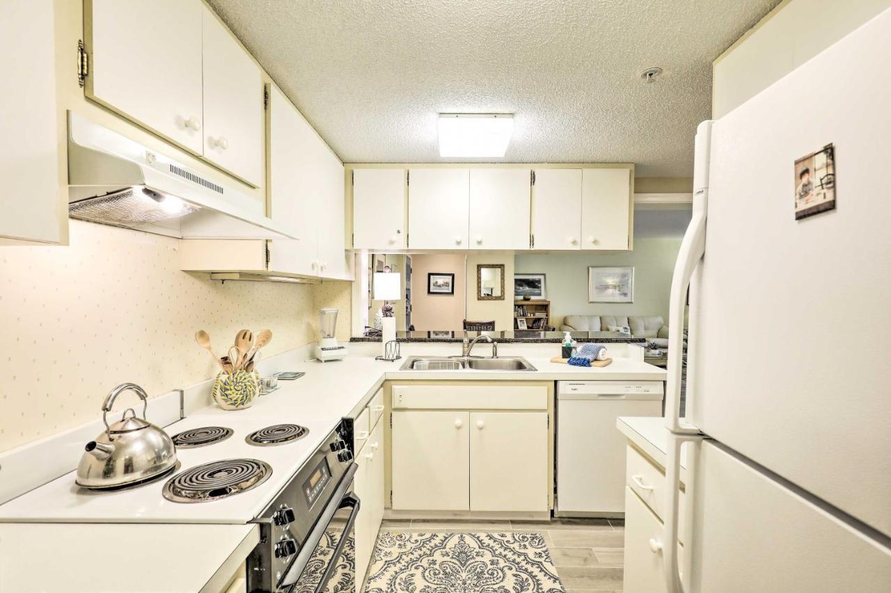 Large Tampa-Area Condo - 15 Mi Clearwater Beach! พาล์มฮาร์เบอร์ ภายนอก รูปภาพ